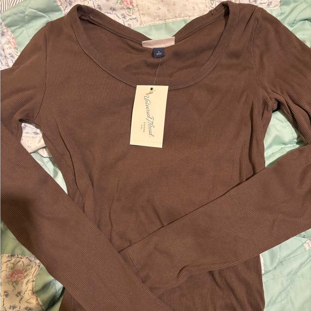 Universal thread brown long sleeve